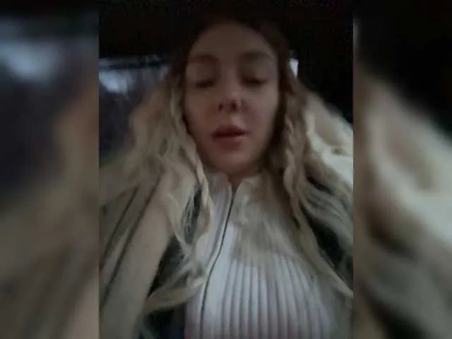 Janchi- — Freechat on BongaCams