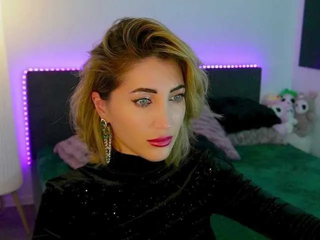 TweetyCream on BongaCams 