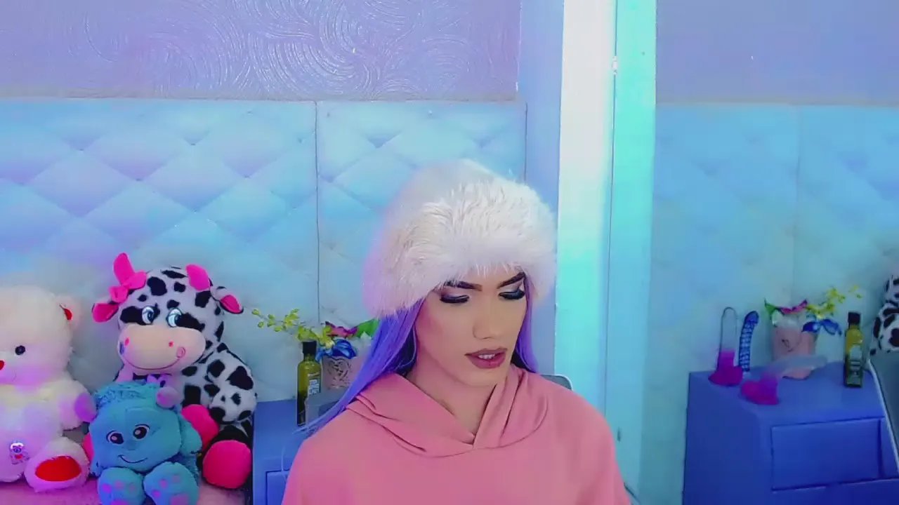 alanna_dolls on Cam4 