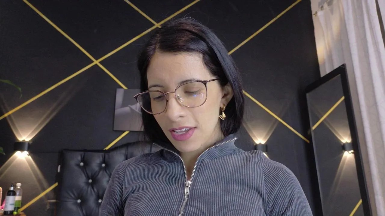 amabel_zambrano on Cam4 