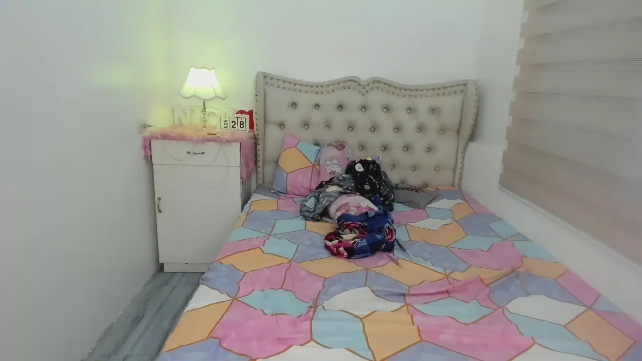 asianlove_doll on Cam4 