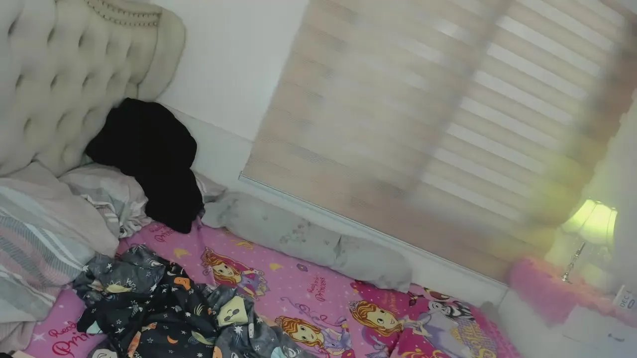 asianlove_doll on Cam4 