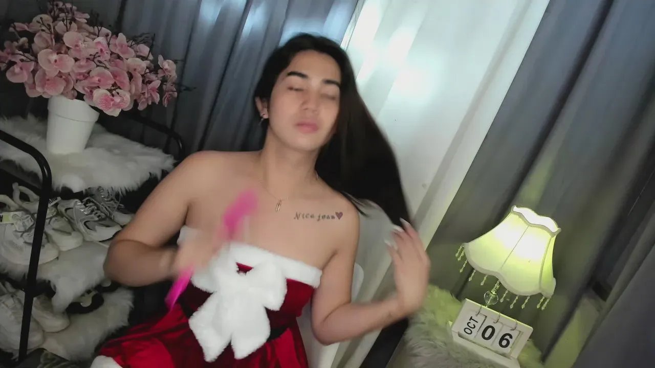 asianlove_doll on Cam4 