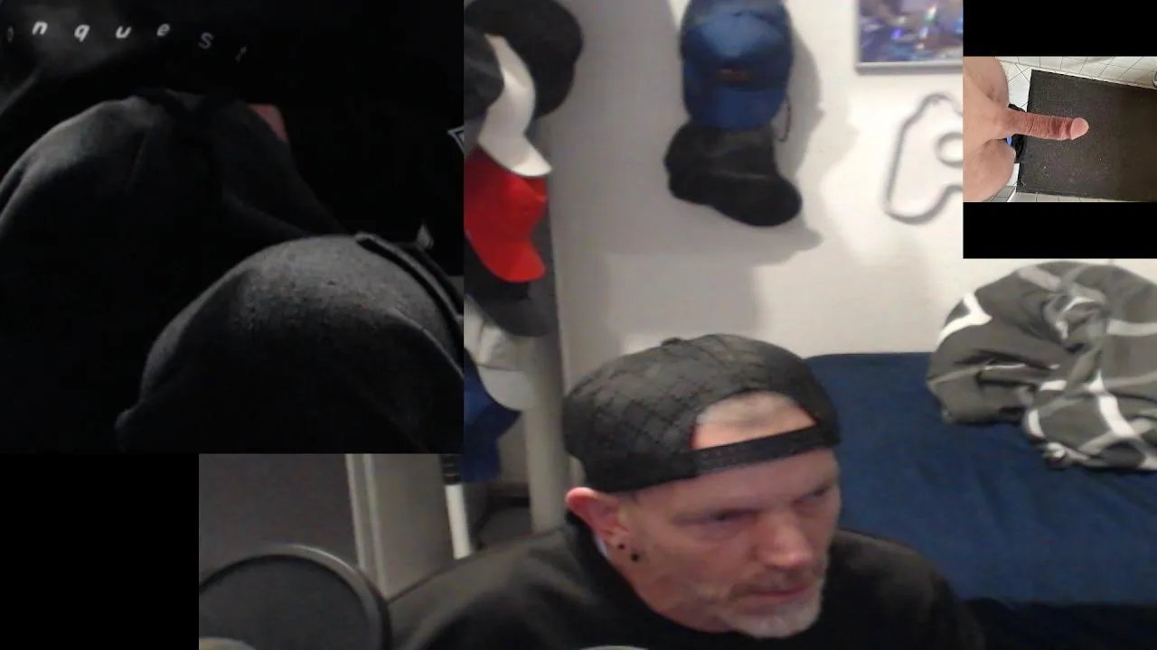 BaNaNeNOrAnGeN on Cam4 