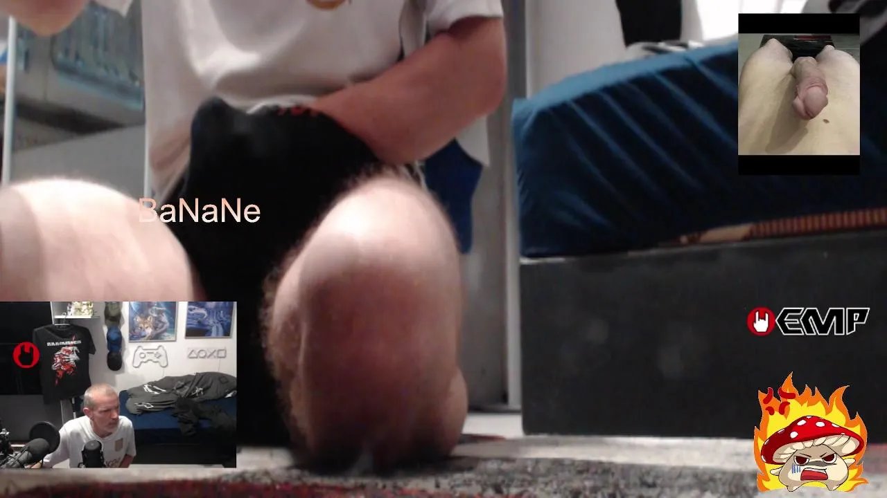 BaNaNeNOrAnGeN on Cam4 