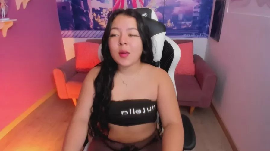 Barbara_honey on Cam4 