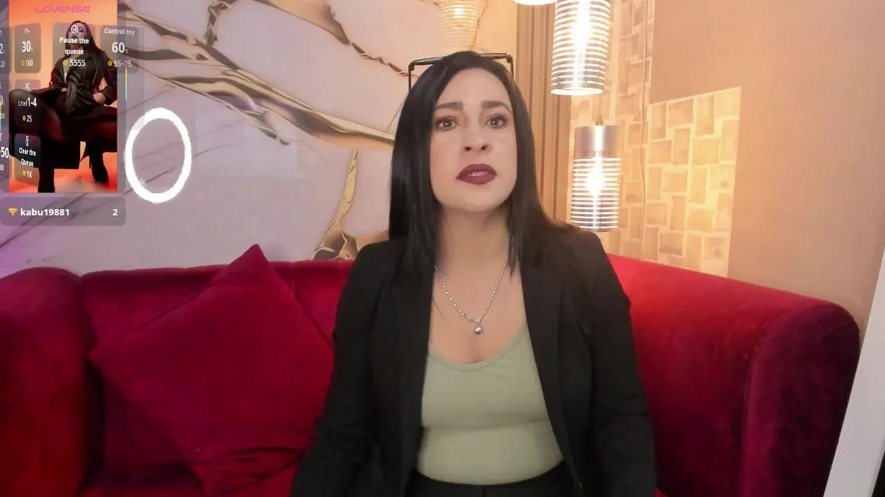 BellaWilliams on Cam4 