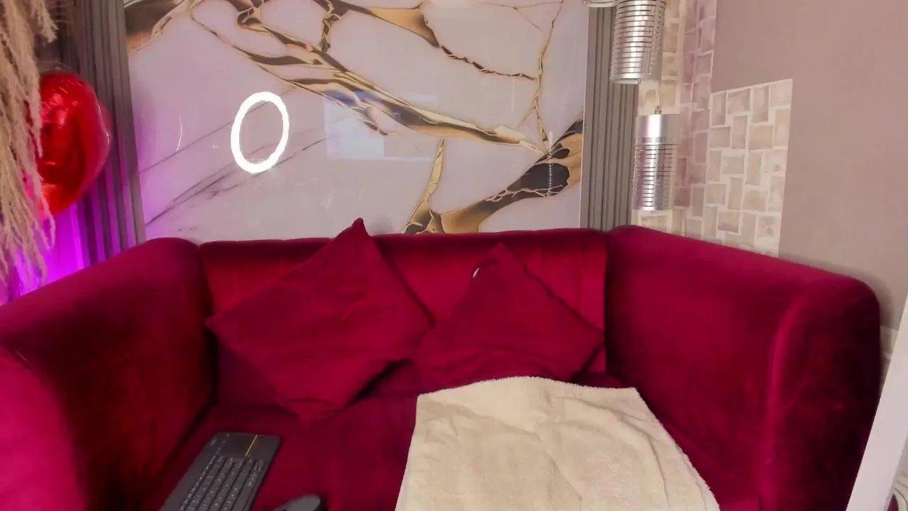 BellaWilliams on Cam4 