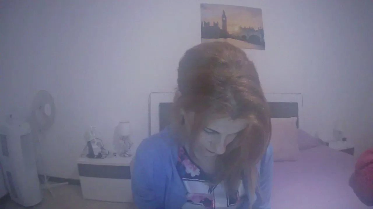 Cassandra1989 on Cam4 