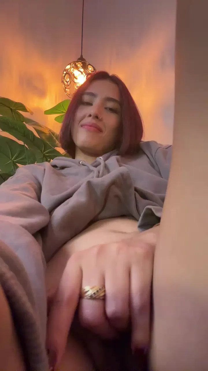 Cataleya_666 on Cam4 