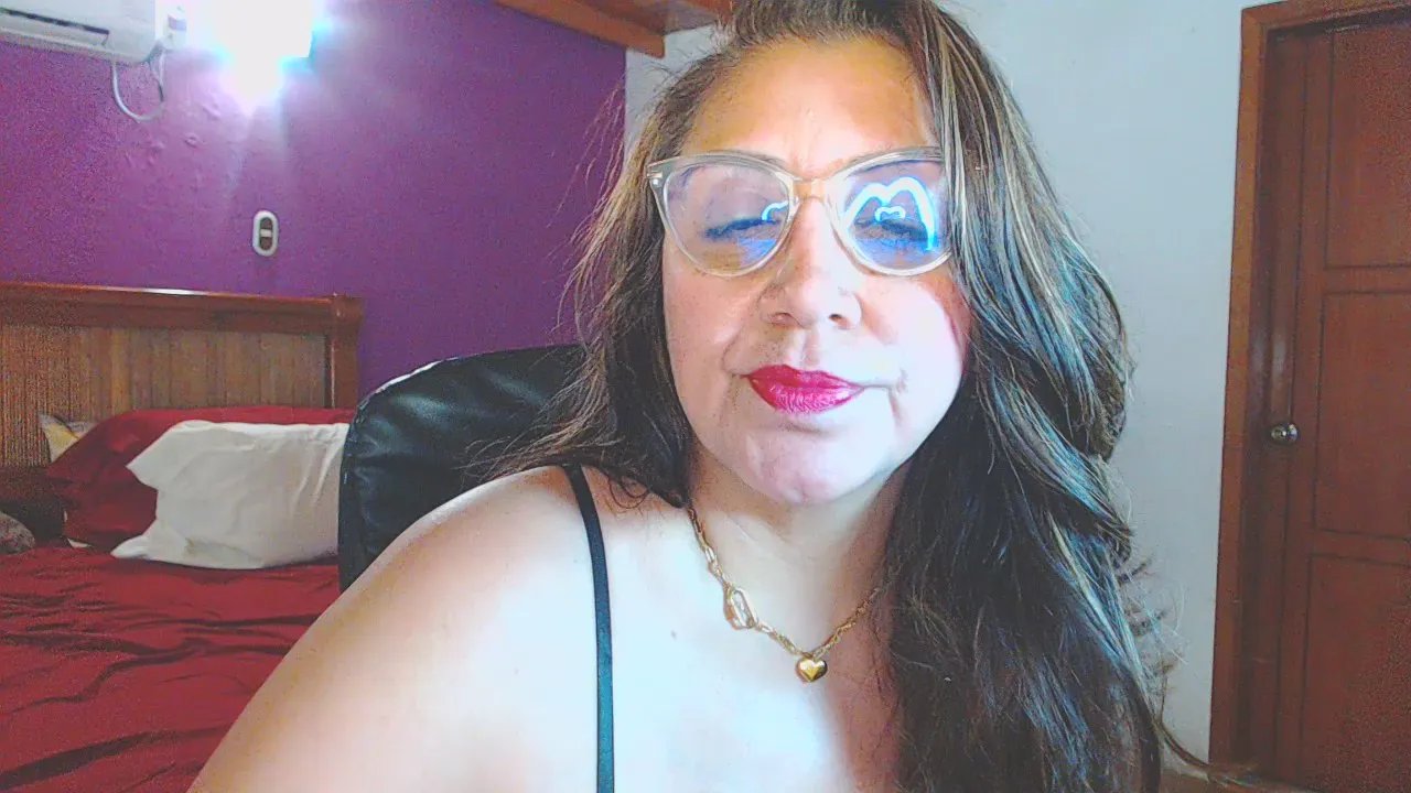cataleyasexy50 on Cam4 