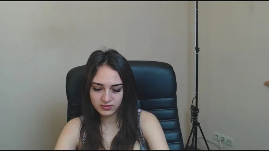 gemma_arterton on Cam4 