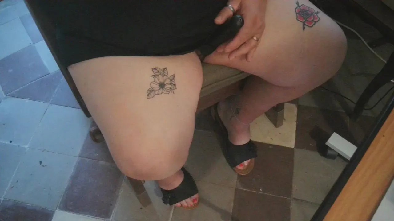 helenananana on Cam4 