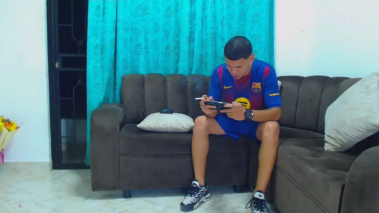 jefferson_horny on Cam4 