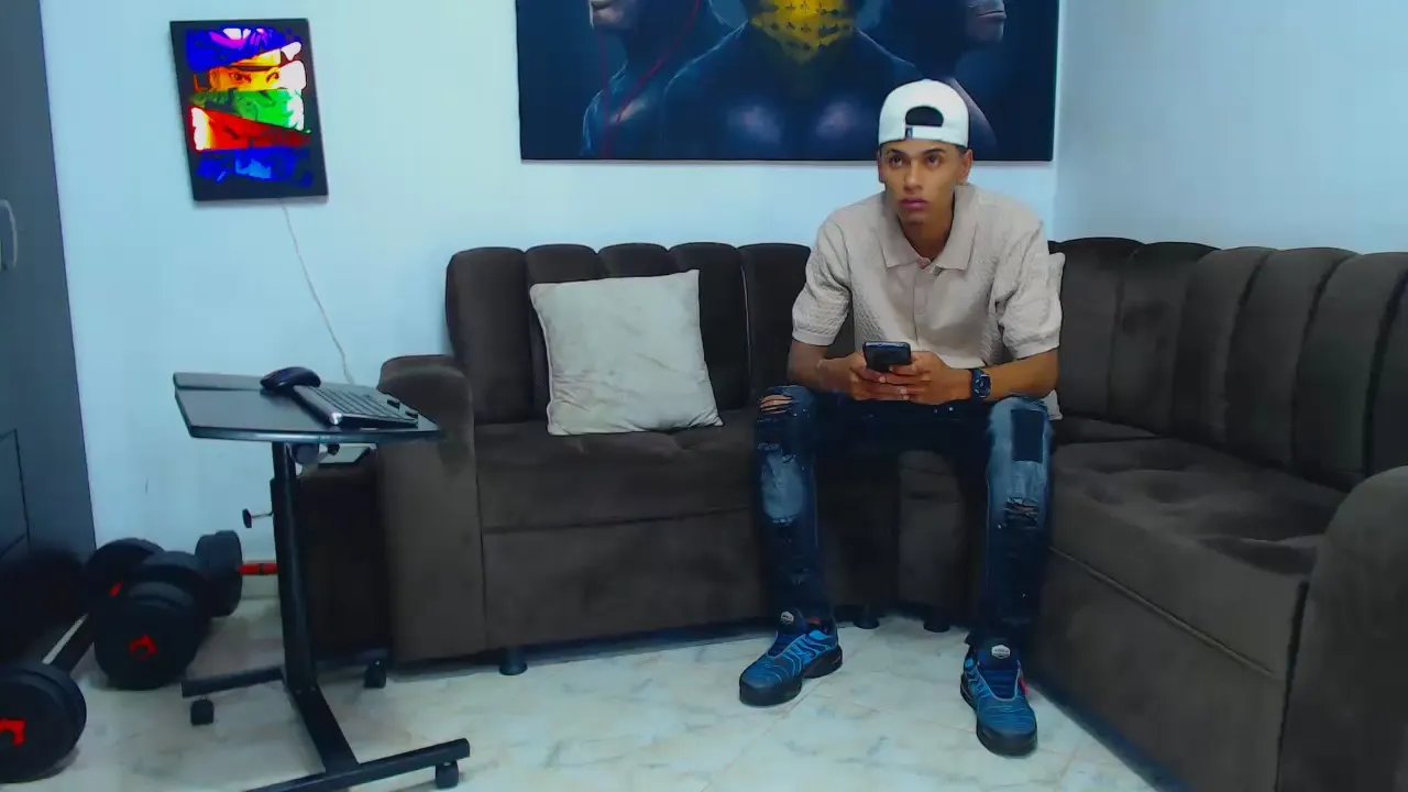 jefferson_horny on Cam4 