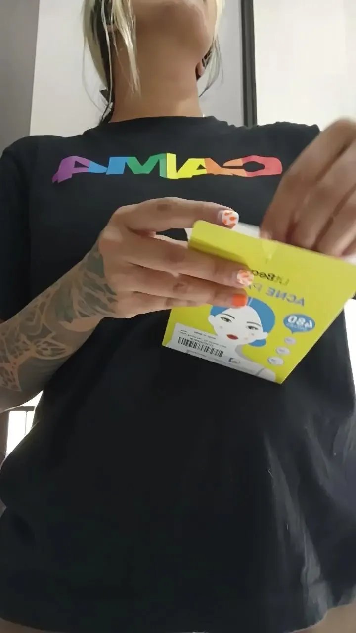 Kitty_goddess on Cam4 