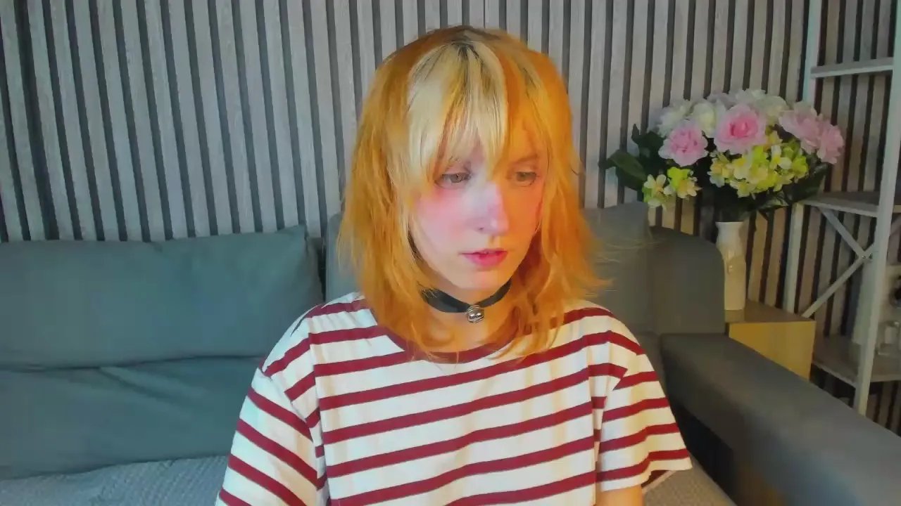 Little_Chips on Cam4 