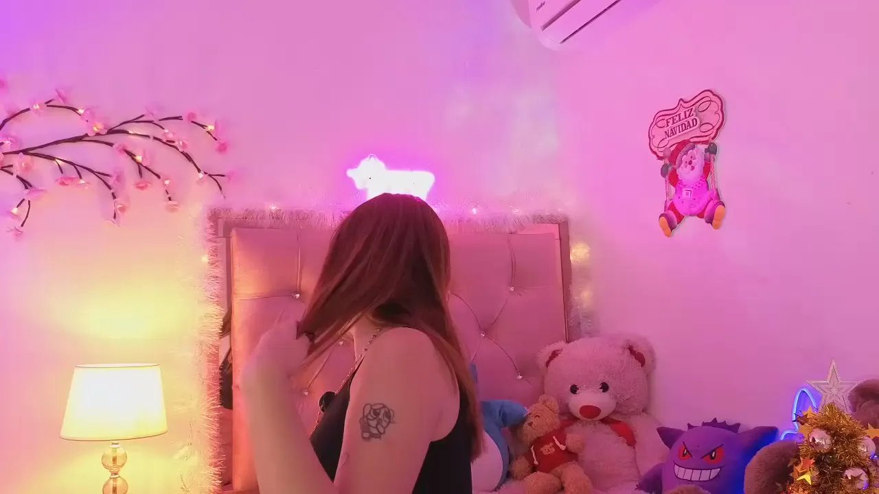 Littlejenn777 on Cam4 