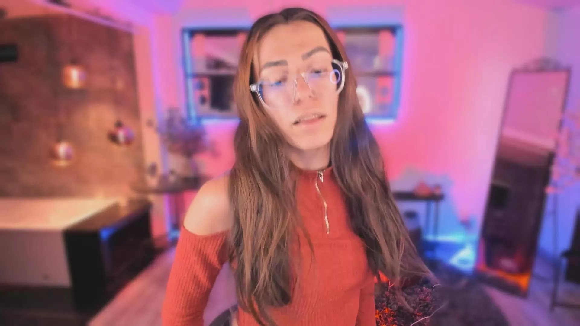 littleslutvhot on Cam4 