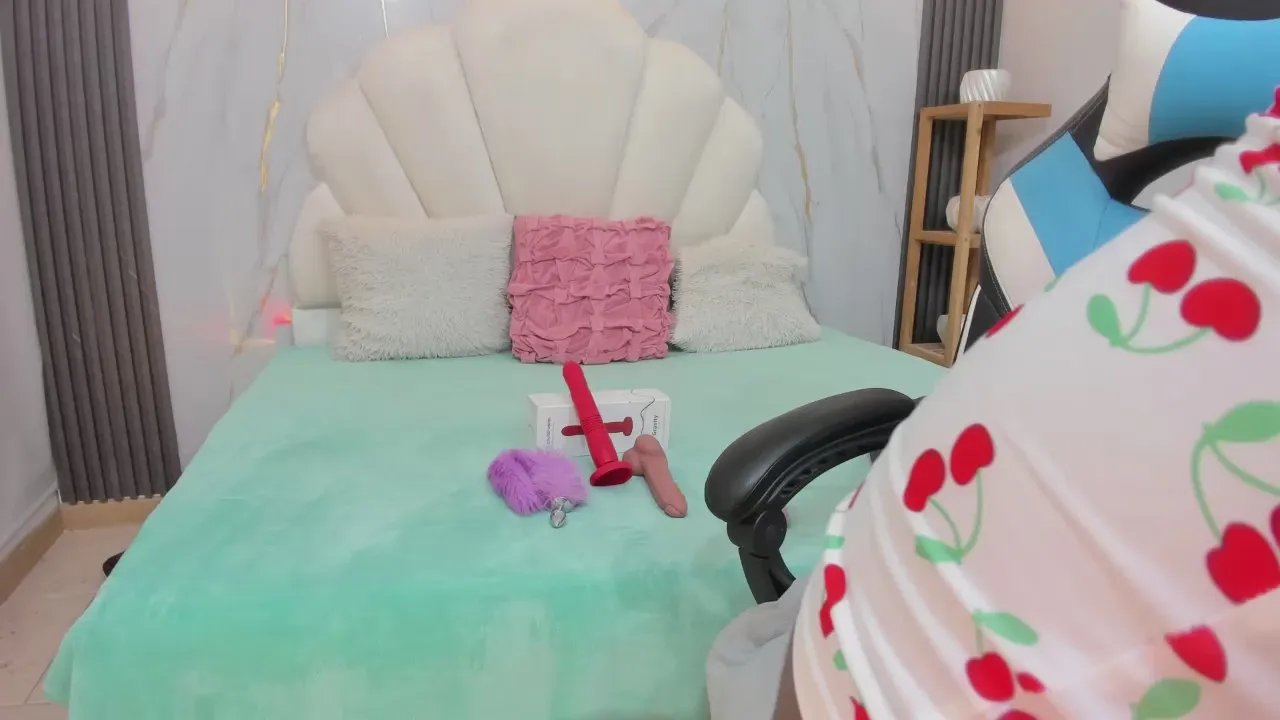 lizzie_williams on Cam4 