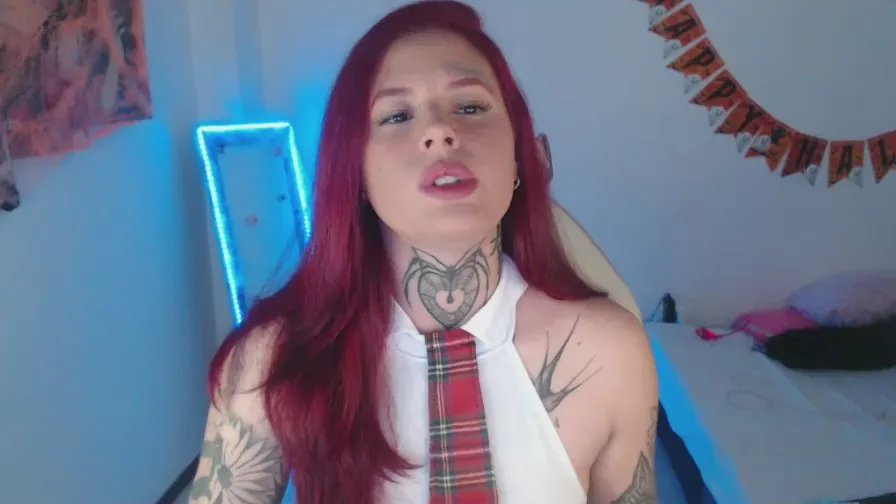 Maddy_Vicius19 on Cam4 