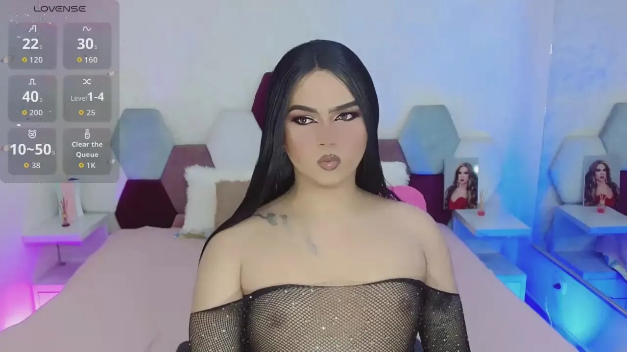 miss_adriana43 on Cam4 