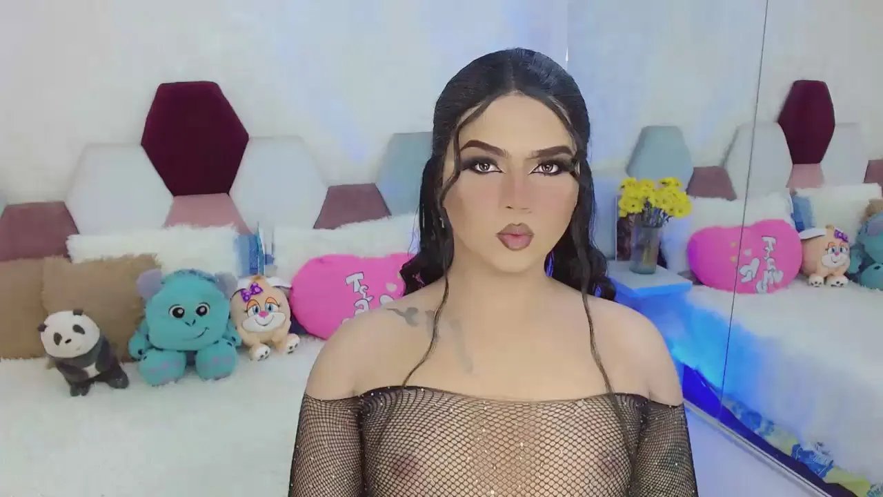 miss_adriana43 on Cam4 