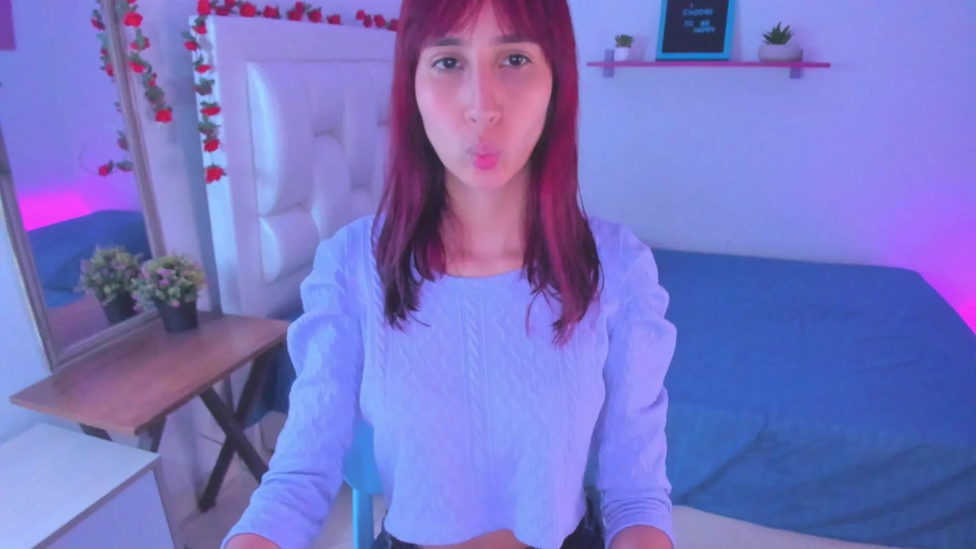 QueenLatina5 on Cam4 