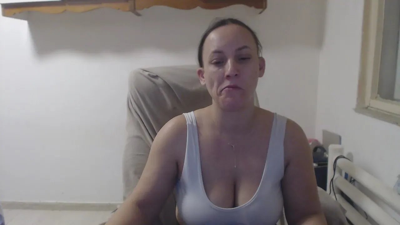 queensinner on Cam4 