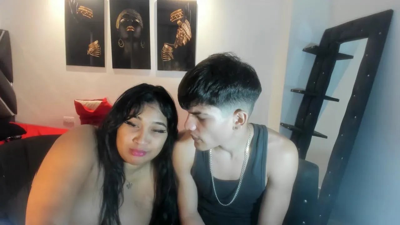 queensquirt27 on Cam4 