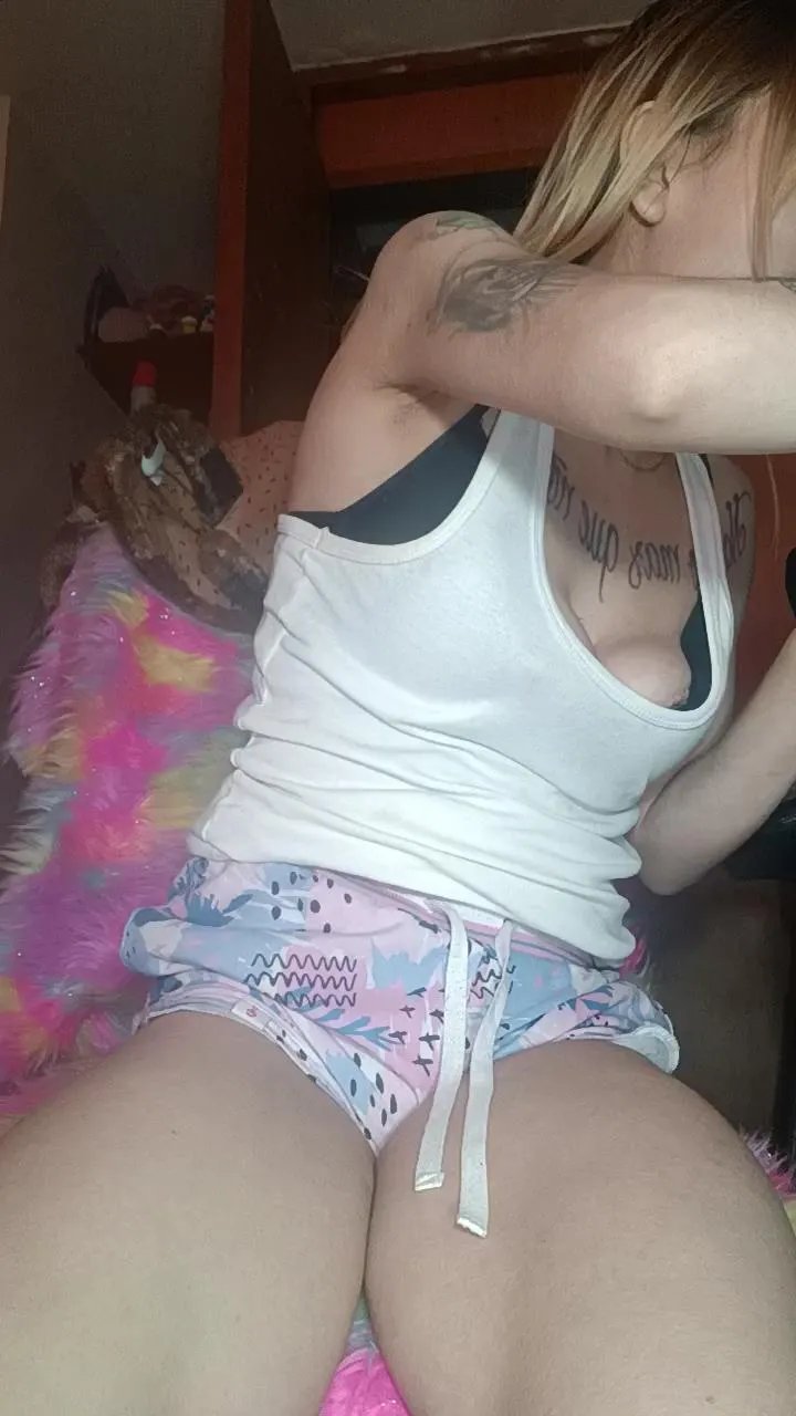 sara_crushx7 on Cam4 