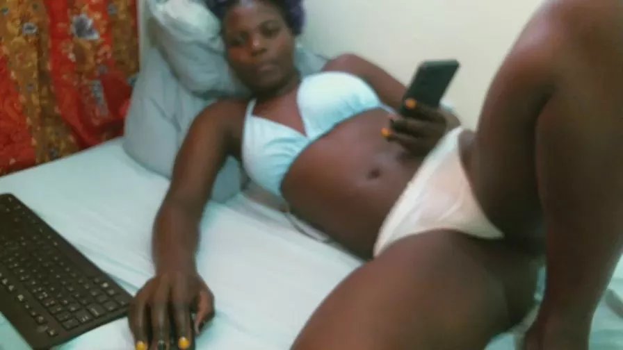 SweetCandie1 on Cam4 