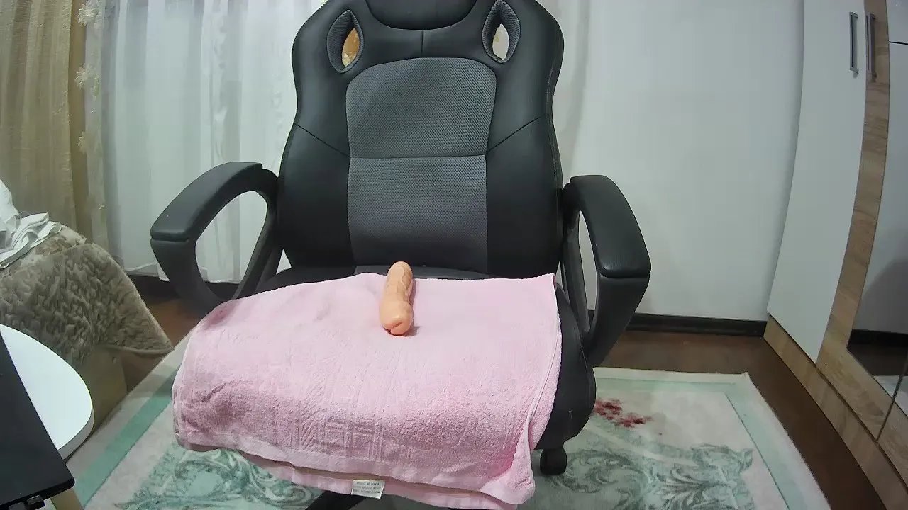 sweetmadame1 on Cam4 