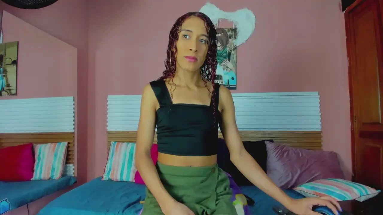 Tiffannydoll99 on Cam4 