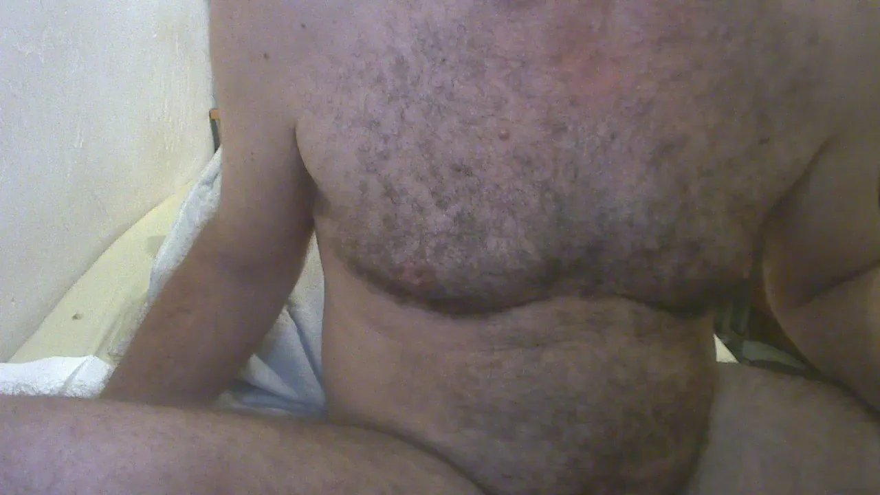 Titou06100 on Cam4 