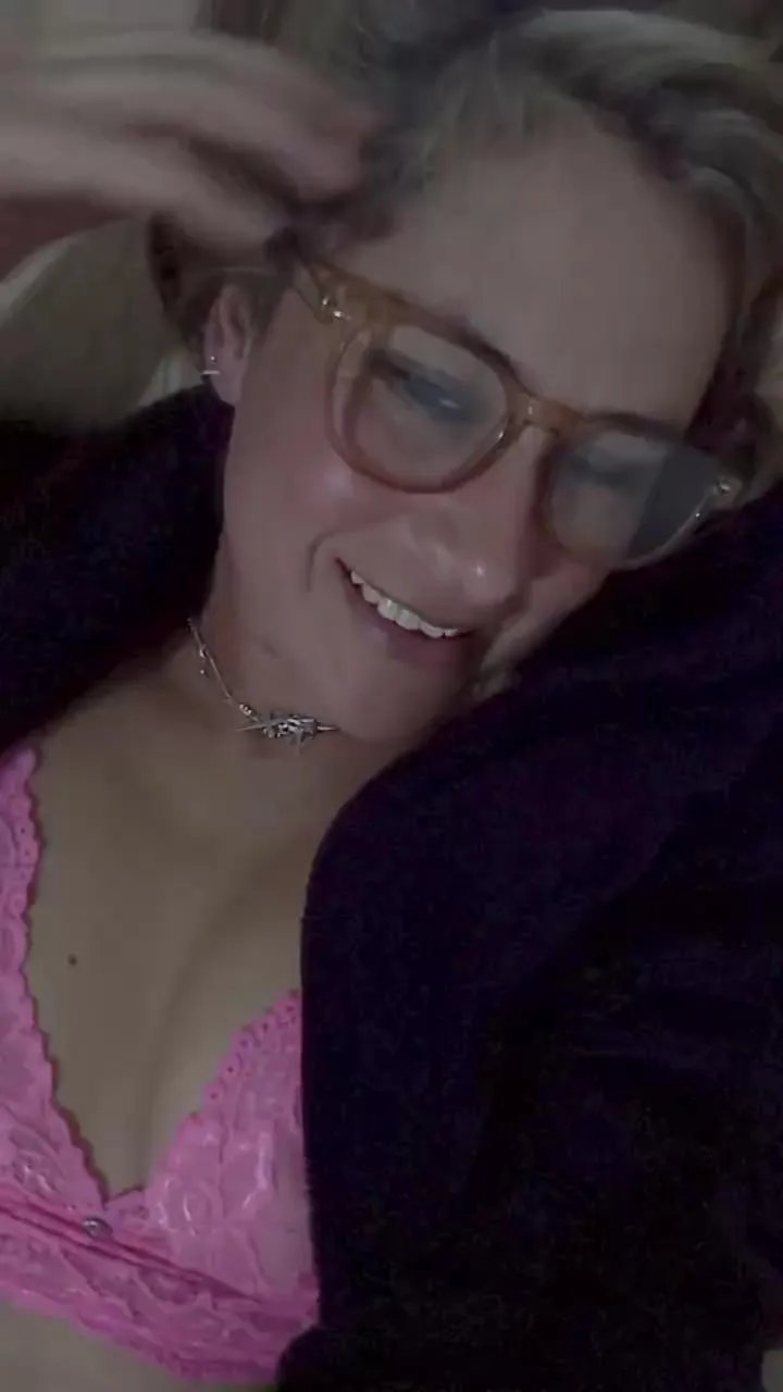 Viviana48A on Cam4 