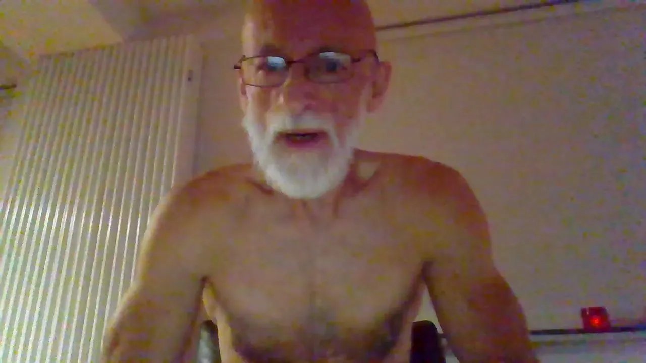 XXLDildoRider on Cam4 