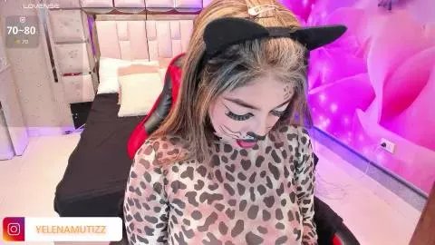 Yelena_mutiz on Cam4 