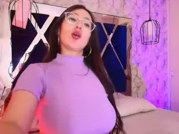 adara_evanss on Chaturbate 