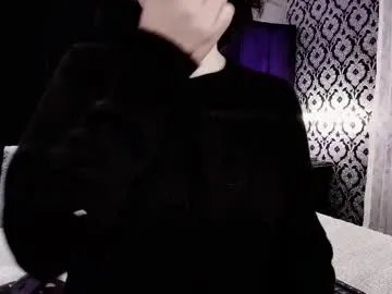 adeelinee on Chaturbate 