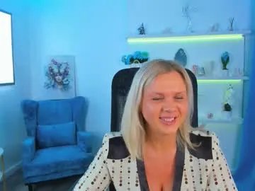 agathaklouin on Chaturbate 