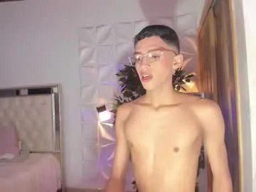 billy_jamees on Chaturbate 