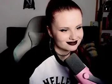 dellacrush_ on Chaturbate 