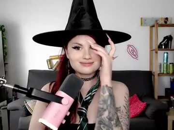 dellacrush_ on Chaturbate 