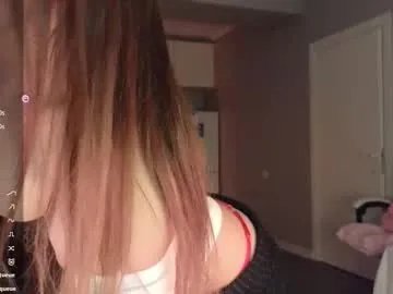 ella_lee15 on Chaturbate 