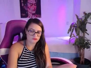 esmeralda098 on Chaturbate 