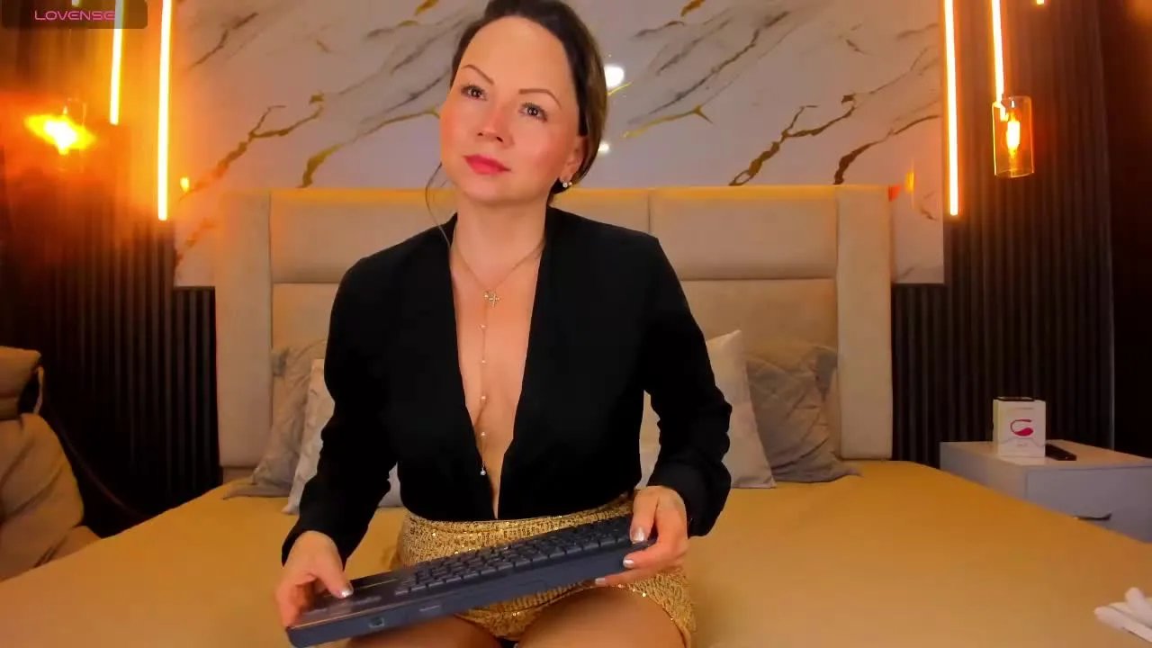 AiraFoster on Streamray 