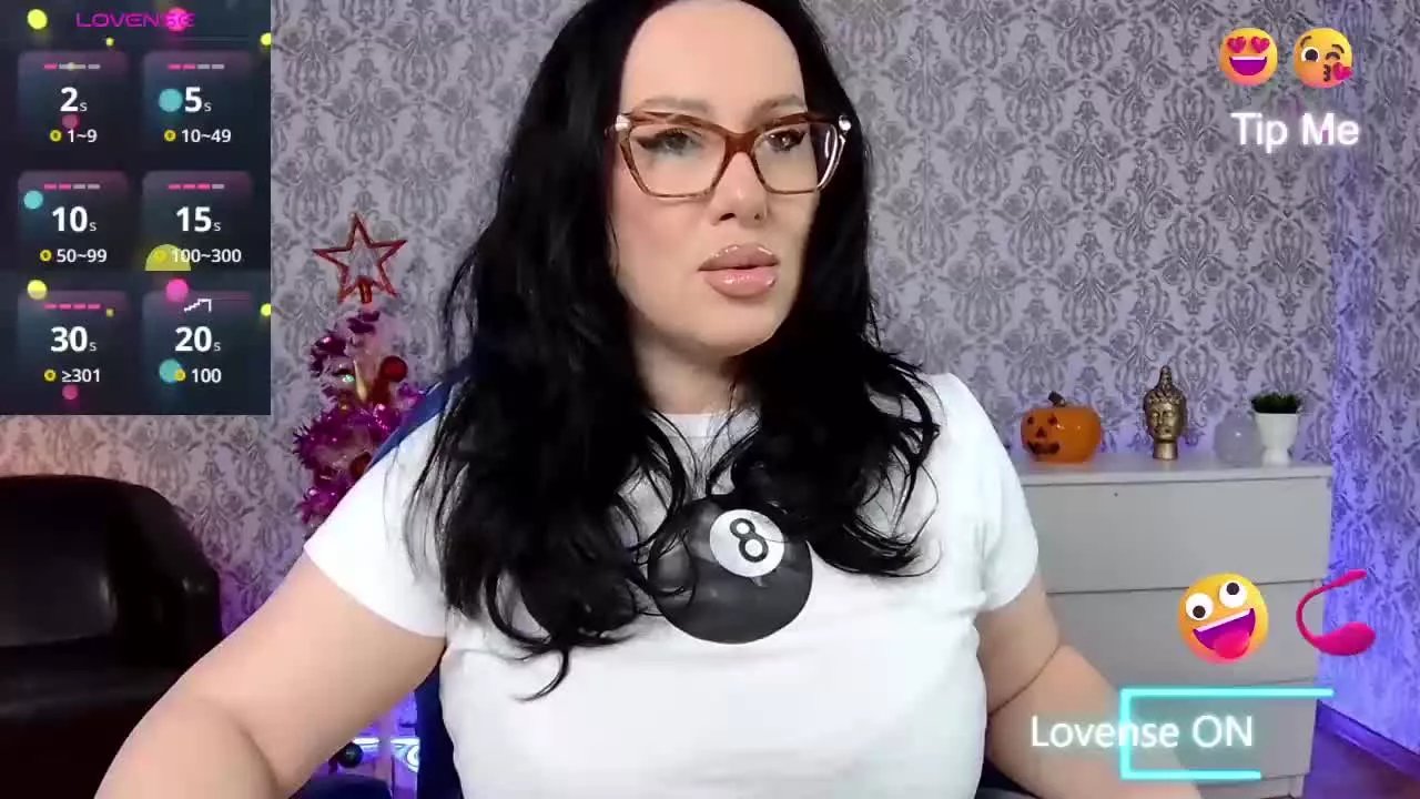 AnnaAnnn on Streamray 