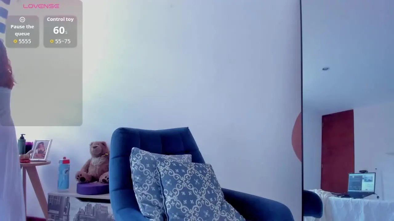 AvaCollins on Streamray 