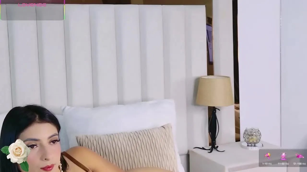 HelenRouse on Streamray 